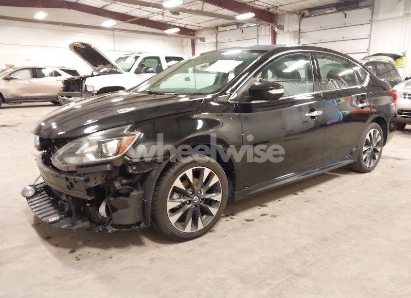 Photo 2 of 2019 Nissan Sentra SR (VIN 3N1AB7APXKY401117)