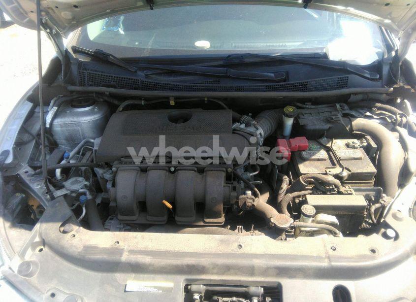 Photo 10 of 2019 Nissan Sentra SV (VIN 3N1AB7APXKY408844)