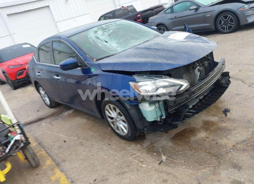 2019 Nissan Sentra SV (VIN 3N1AB7APXKY420315) main photo