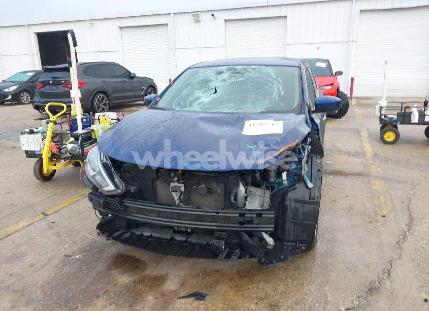 Photo 13 of 2019 Nissan Sentra SV (VIN 3N1AB7APXKY420315)