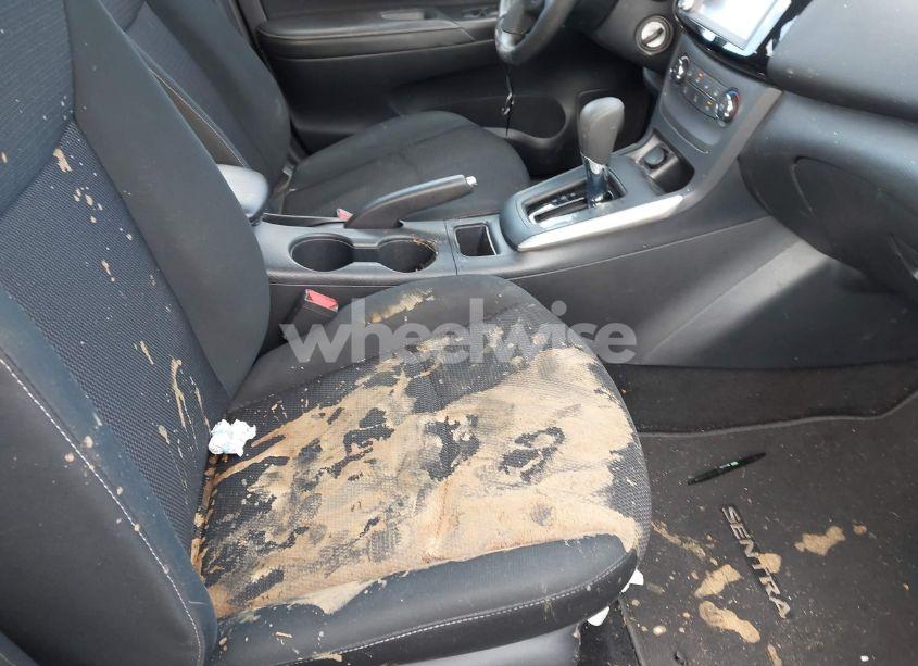 Photo 5 of 2019 Nissan Sentra S (VIN 3N1AB7APXKY423103)