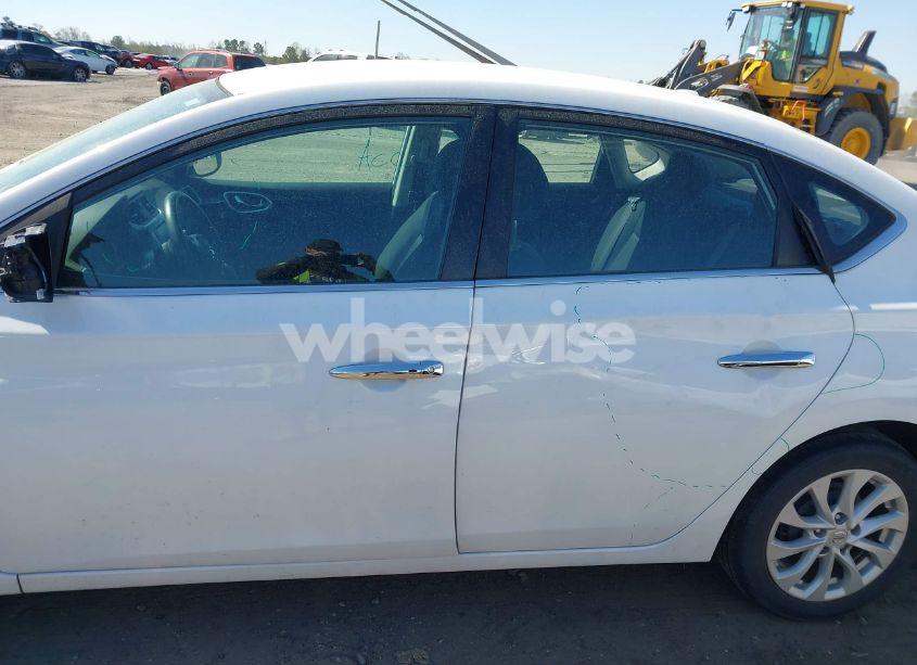 Photo 15 of 2019 Nissan Sentra SV (VIN 3N1AB7APXKY433274)