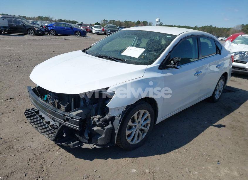 Photo 2 of 2019 Nissan Sentra SV (VIN 3N1AB7APXKY433274)