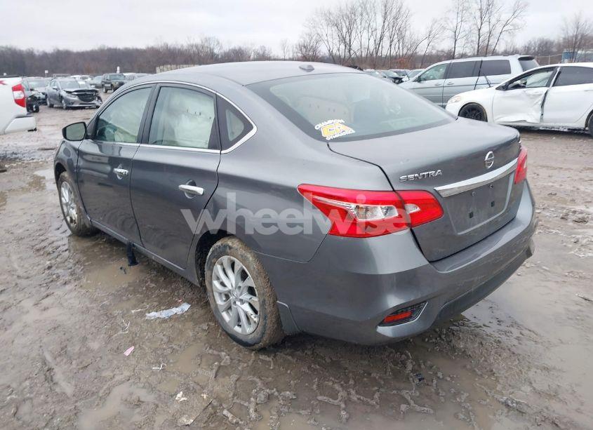 Photo 3 of 2019 Nissan Sentra SV (VIN 3N1AB7APXKY435669)
