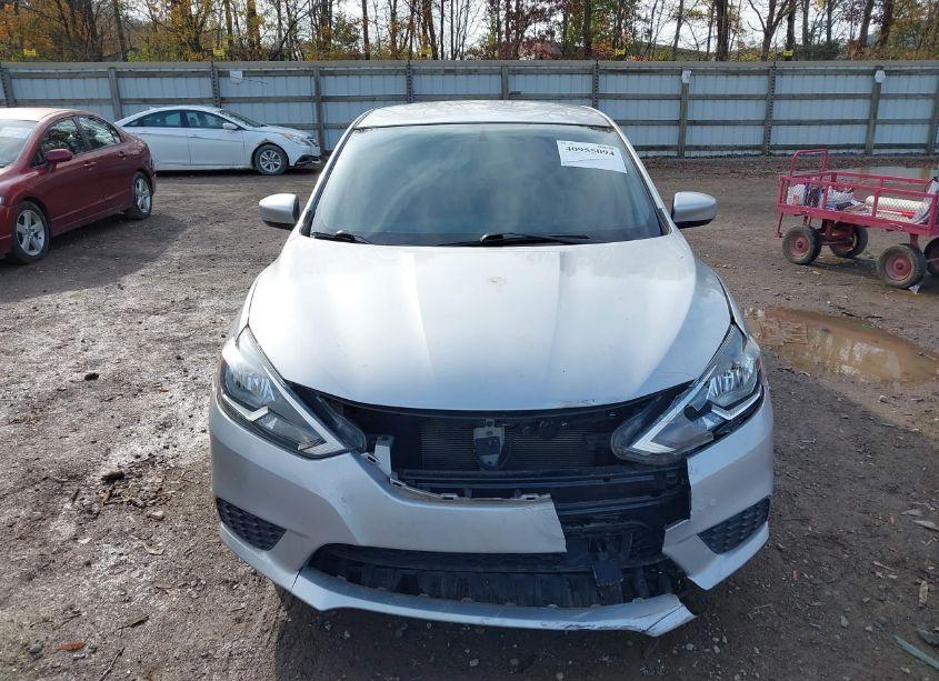 Photo 12 of 2019 Nissan Sentra SV (VIN 3N1AB7APXKY439723)