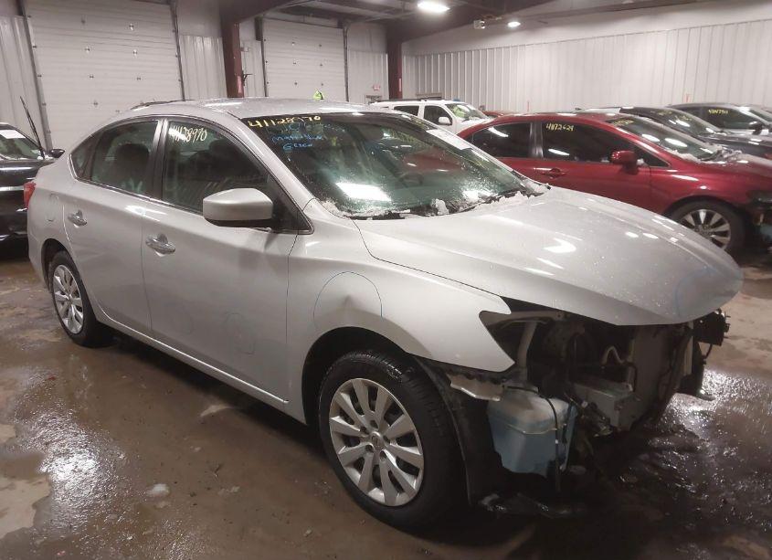 2019 Nissan Sentra S (VIN 3N1AB7APXKY454562) main photo