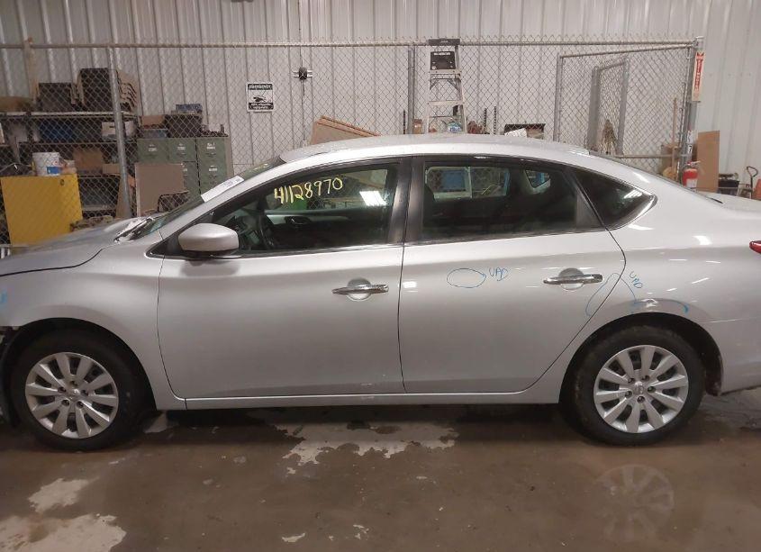 Photo 14 of 2019 Nissan Sentra S (VIN 3N1AB7APXKY454562)