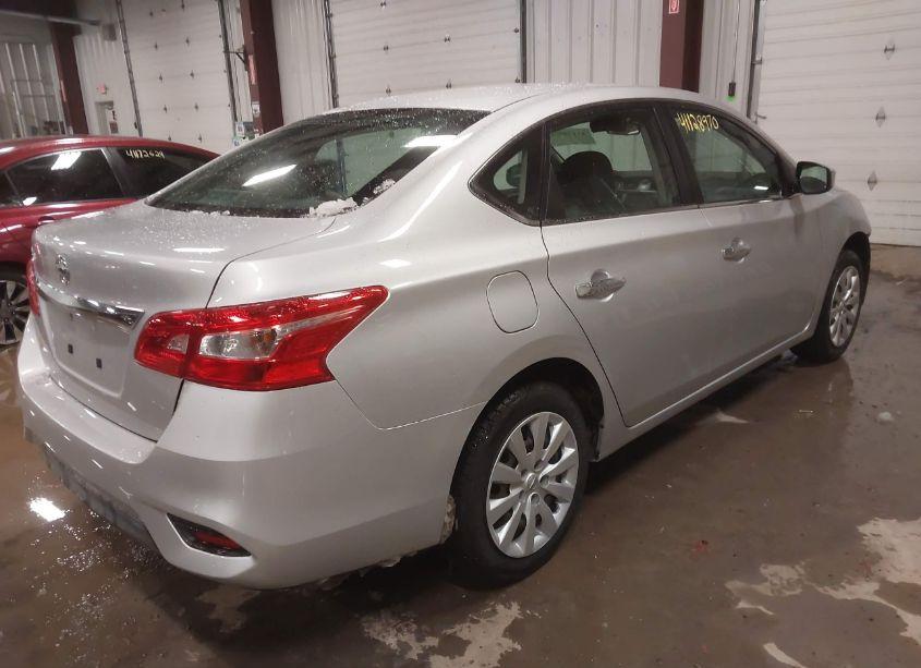 Photo 4 of 2019 Nissan Sentra S (VIN 3N1AB7APXKY454562)