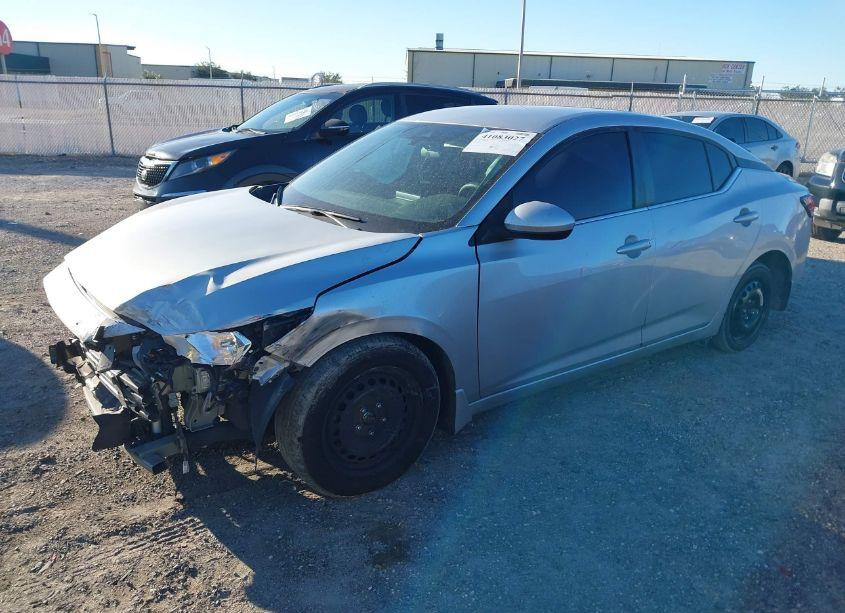 Photo 2 of 2021 Nissan Sentra S XTRONIC CVT (VIN 3N1AB8BV1MY245426)