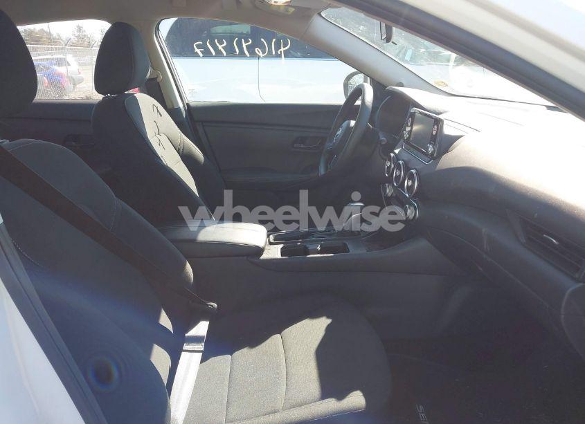 Photo 5 of 2024 Nissan Sentra S XTRONIC CVT (VIN 3N1AB8BV1RY345520)