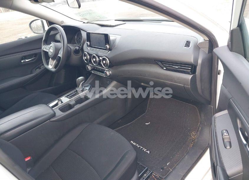 Photo 5 of 2020 Nissan Sentra S XTRONIC CVT (VIN 3N1AB8BV2LY272164)