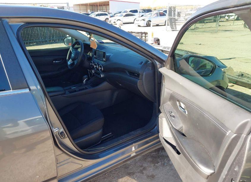 Photo 5 of 2021 Nissan Sentra S XTRONIC CVT (VIN 3N1AB8BV2MY228991)