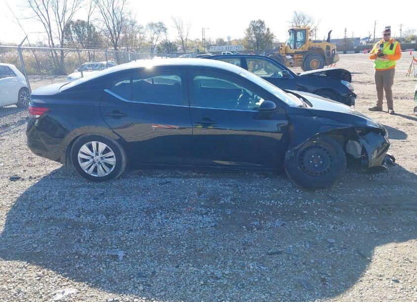 Photo 14 of 2022 Nissan Sentra S XTRONIC CVT (VIN 3N1AB8BV2NY211738)