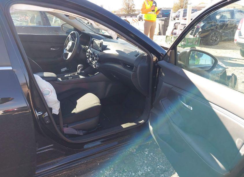 Photo 5 of 2022 Nissan Sentra S XTRONIC CVT (VIN 3N1AB8BV2NY211738)