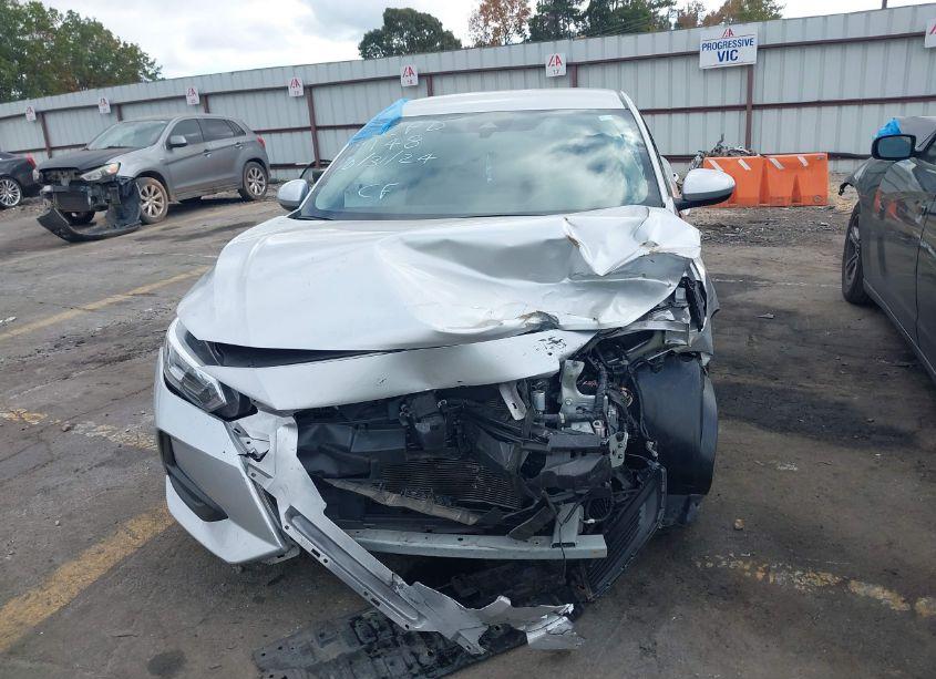 Photo 11 of 2022 Nissan Sentra S XTRONIC CVT (VIN 3N1AB8BV2NY279148)