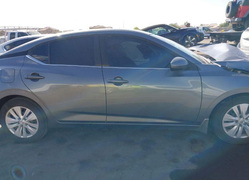 Photo 13 of 2022 Nissan Sentra S XTRONIC CVT (VIN 3N1AB8BV2NY281935)