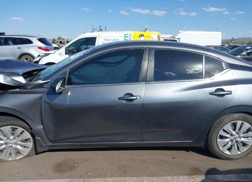 Photo 14 of 2022 Nissan Sentra S XTRONIC CVT (VIN 3N1AB8BV2NY281935)