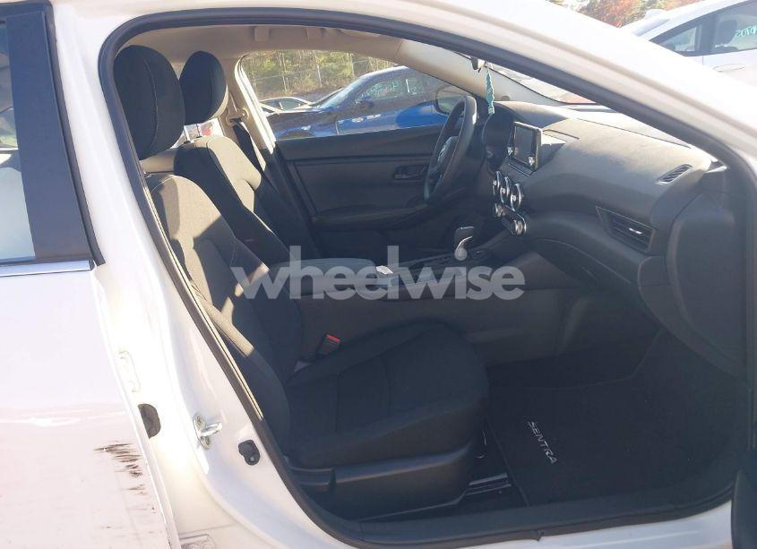 Photo 5 of 2024 Nissan Sentra S XTRONIC CVT (VIN 3N1AB8BV2RY315037)