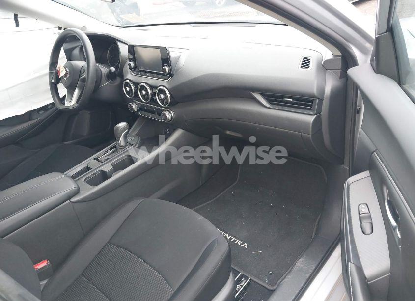 Photo 5 of 2022 Nissan Sentra S XTRONIC CVT (VIN 3N1AB8BV3NY287887)