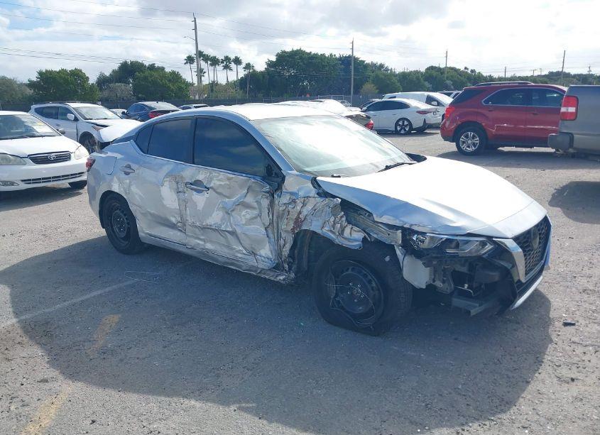 2020 Nissan Sentra S XTRONIC CVT (VIN 3N1AB8BV4LY216081) main photo
