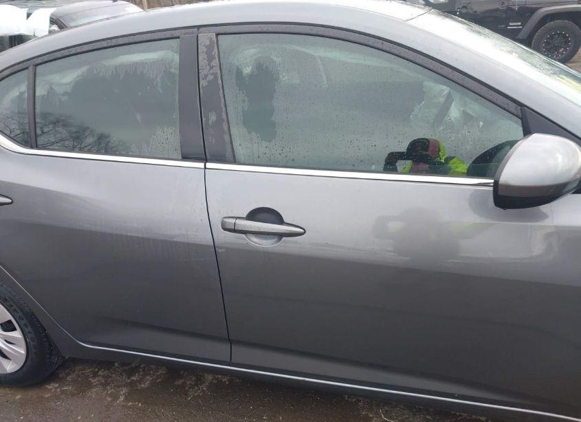 Photo 13 of 2022 Nissan Sentra S XTRONIC CVT (VIN 3N1AB8BV4NY283735)