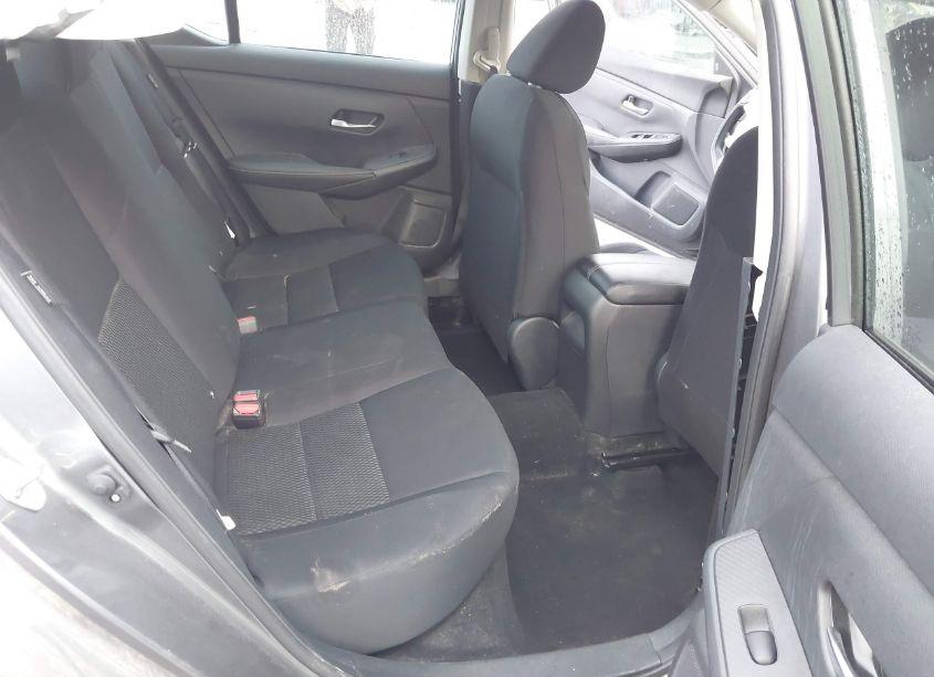 Photo 8 of 2022 Nissan Sentra S XTRONIC CVT (VIN 3N1AB8BV4NY283735)