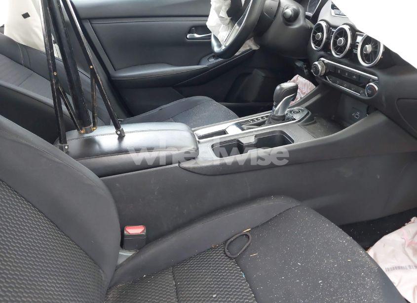 Photo 5 of 2020 Nissan Sentra S XTRONIC CVT (VIN 3N1AB8BV5LY240549)