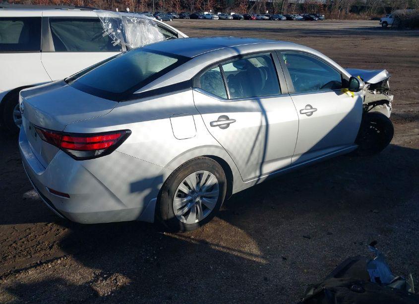 Photo 4 of 2021 Nissan Sentra S XTRONIC CVT (VIN 3N1AB8BV5MY233554)