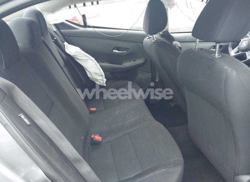 Photo 8 of 2022 Nissan Sentra S XTRONIC CVT (VIN 3N1AB8BV5NY210390)