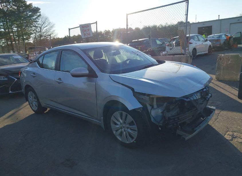 2022 Nissan Sentra S XTRONIC CVT (VIN 3N1AB8BV5NY229585) main photo