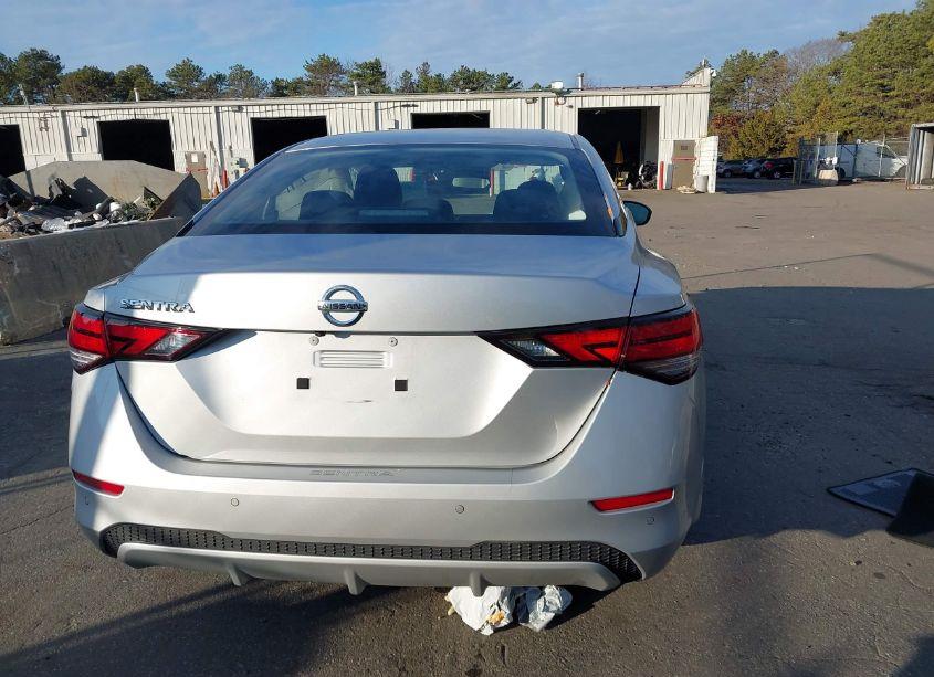 Photo 17 of 2022 Nissan Sentra S XTRONIC CVT (VIN 3N1AB8BV5NY229585)