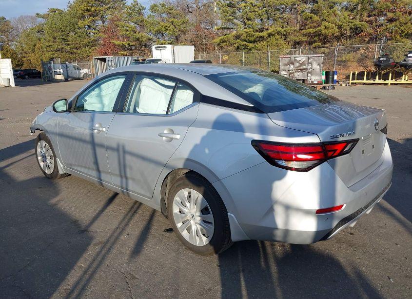 Photo 3 of 2022 Nissan Sentra S XTRONIC CVT (VIN 3N1AB8BV5NY229585)