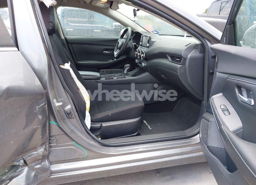 Photo 5 of 2022 Nissan Sentra S XTRONIC CVT (VIN 3N1AB8BV5NY270699)