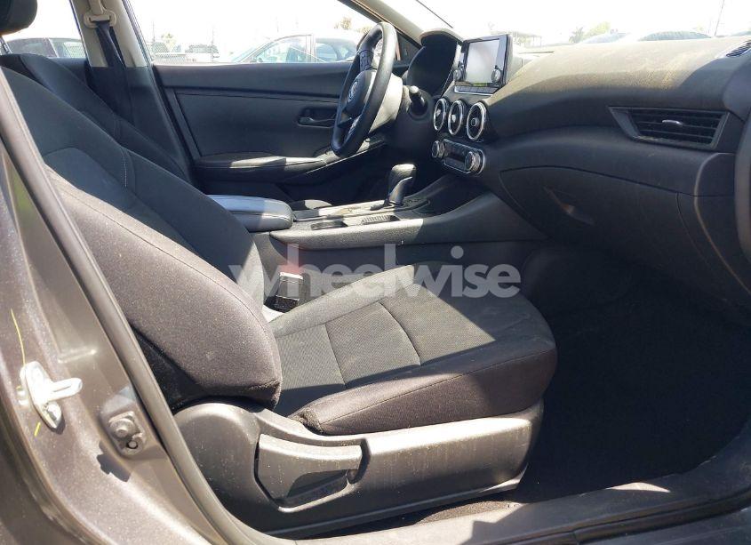 Photo 5 of 2024 Nissan Sentra S XTRONIC CVT (VIN 3N1AB8BV5RY205664)