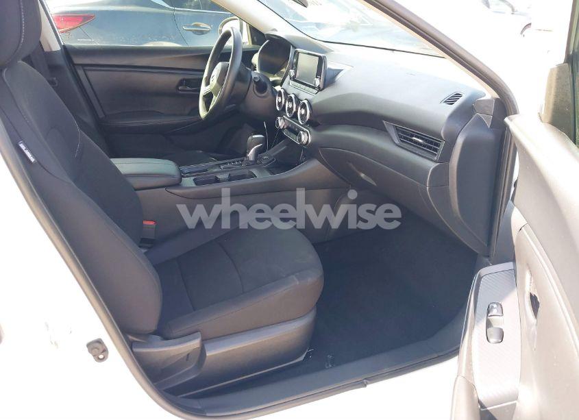 Photo 5 of 2024 Nissan Sentra S XTRONIC CVT (VIN 3N1AB8BV5RY209357)