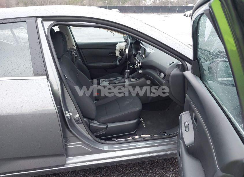 Photo 5 of 2024 Nissan Sentra S XTRONIC CVT (VIN 3N1AB8BV5RY301648)