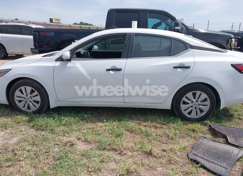 Photo 14 of 2024 Nissan Sentra S XTRONIC CVT (VIN 3N1AB8BV5RY313881)