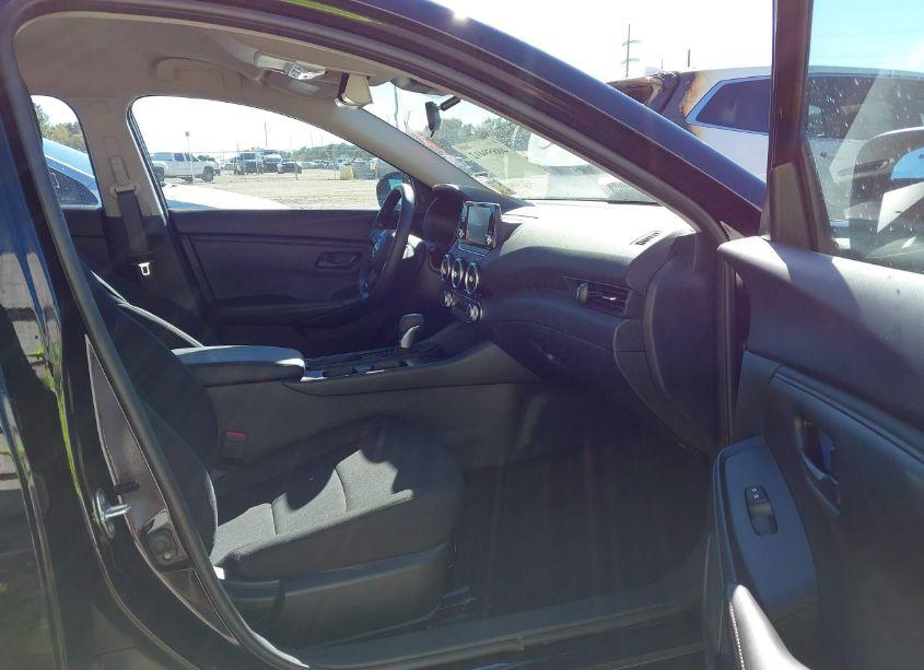 Photo 5 of 2024 Nissan Sentra S XTRONIC CVT (VIN 3N1AB8BV5RY391786)