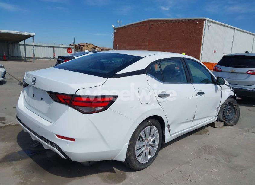 Photo 4 of 2025 Nissan Sentra S (VIN 3N1AB8BV5SY206433)