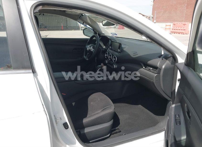 Photo 5 of 2025 Nissan Sentra S (VIN 3N1AB8BV5SY206433)