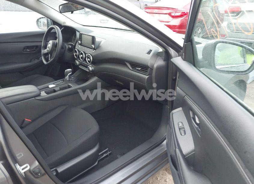 Photo 5 of 2024 Nissan Sentra S XTRONIC CVT (VIN 3N1AB8BV6RY282169)