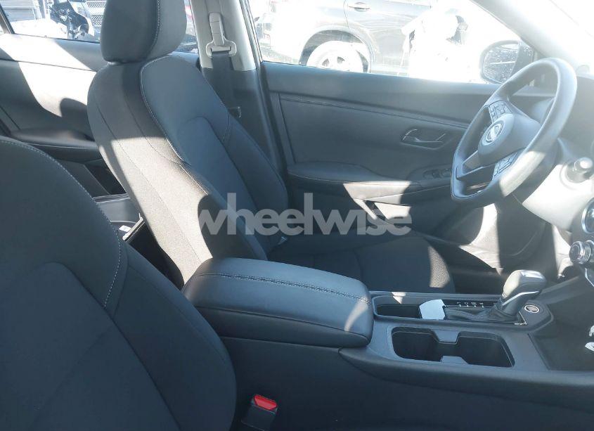 Photo 5 of 2024 Nissan Sentra S XTRONIC CVT (VIN 3N1AB8BV6RY319530)