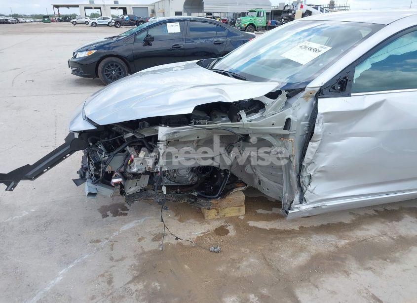 Photo 6 of 2023 Nissan Sentra S XTRONIC CVT (VIN 3N1AB8BV7PY311515)