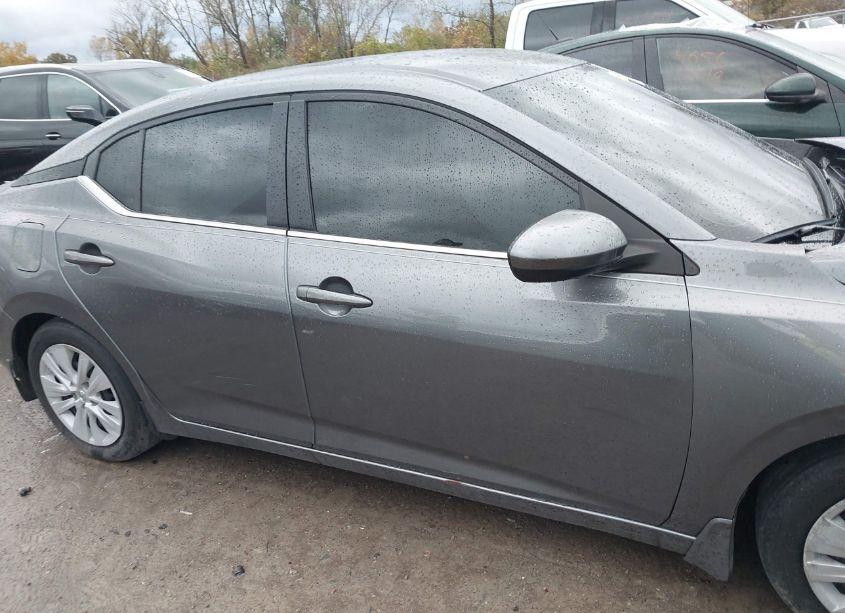 Photo 13 of 2022 Nissan Sentra S XTRONIC CVT (VIN 3N1AB8BV8NY217043)