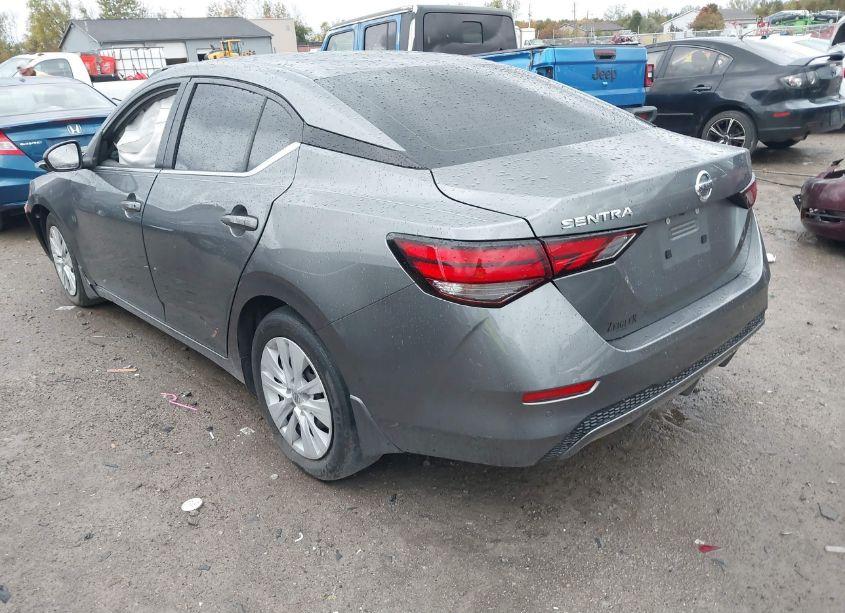 Photo 3 of 2022 Nissan Sentra S XTRONIC CVT (VIN 3N1AB8BV8NY217043)