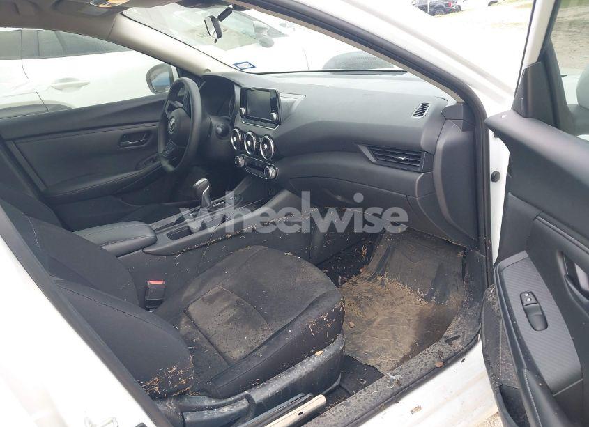 Photo 5 of 2024 Nissan Sentra S XTRONIC CVT (VIN 3N1AB8BV8RY245656)