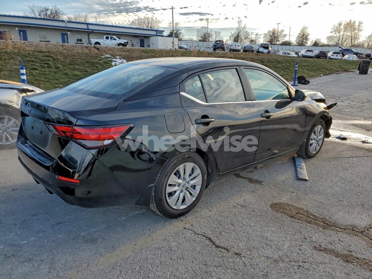 Photo 3 of 2024 NISSAN SENTRA S (VIN 3N1AB8BV8RY329962)