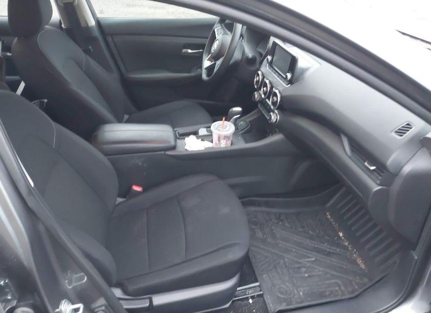 Photo 5 of 2022 Nissan Sentra S XTRONIC CVT (VIN 3N1AB8BV9NY213597)