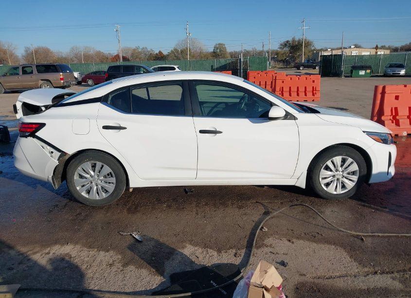 Photo 13 of 2024 Nissan Sentra S XTRONIC CVT (VIN 3N1AB8BV9RY201116)