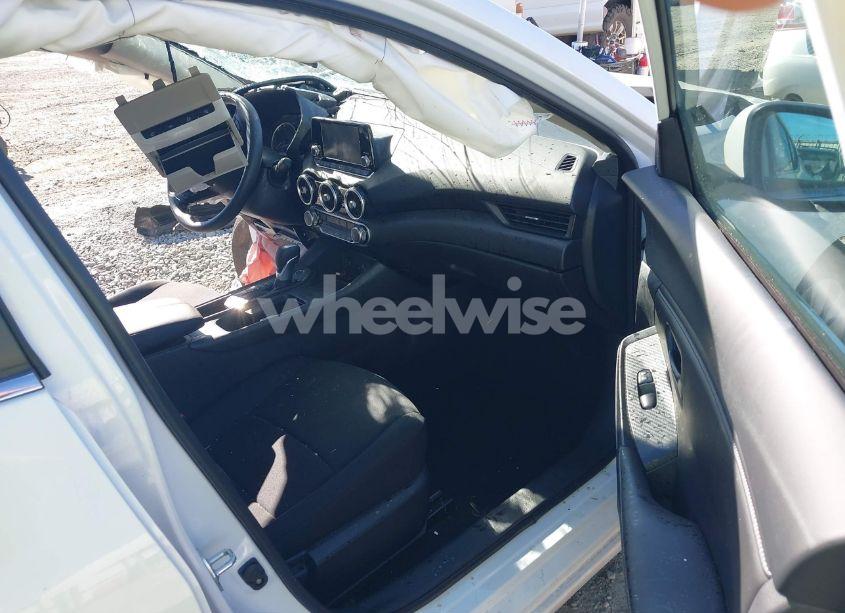 Photo 5 of 2024 Nissan Sentra S XTRONIC CVT (VIN 3N1AB8BV9RY213847)